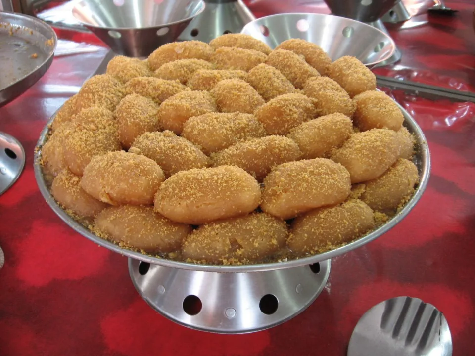 Porabari chomchom